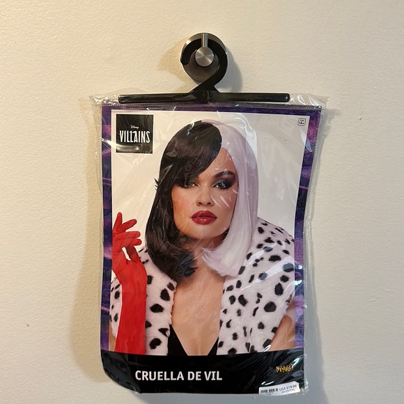 Disney Villains Cruella De Vil wig - Picture 1 of 1